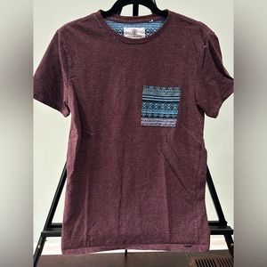 On the byas tshirt / size small